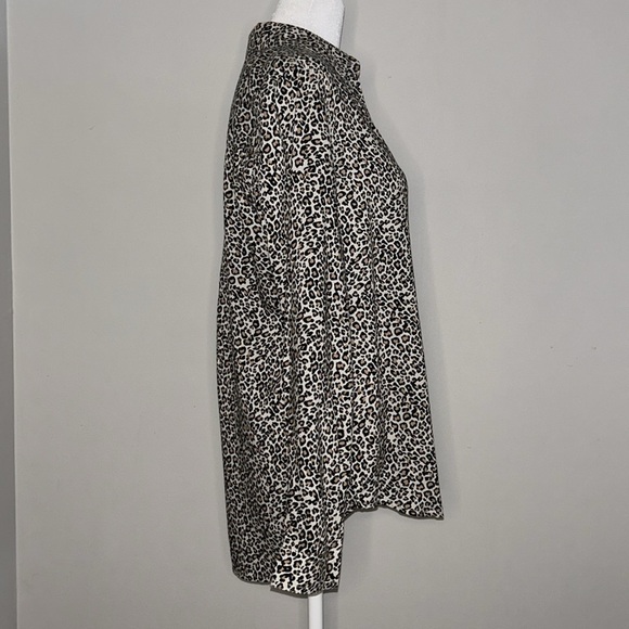 BeachLunchLounge Cheetah Print Button-down Shirt Size S/P - Picture 6 of 6